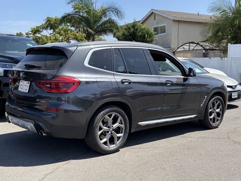 Used 2021 BMW X3 sDrive30i w/ Convenience Package RWD image 3