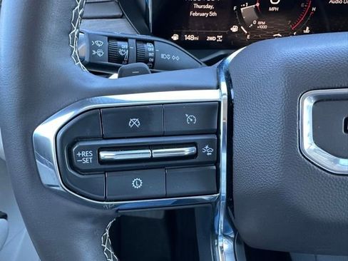 Used 2024 GMC Acadia Denali AWD/4WD image 16