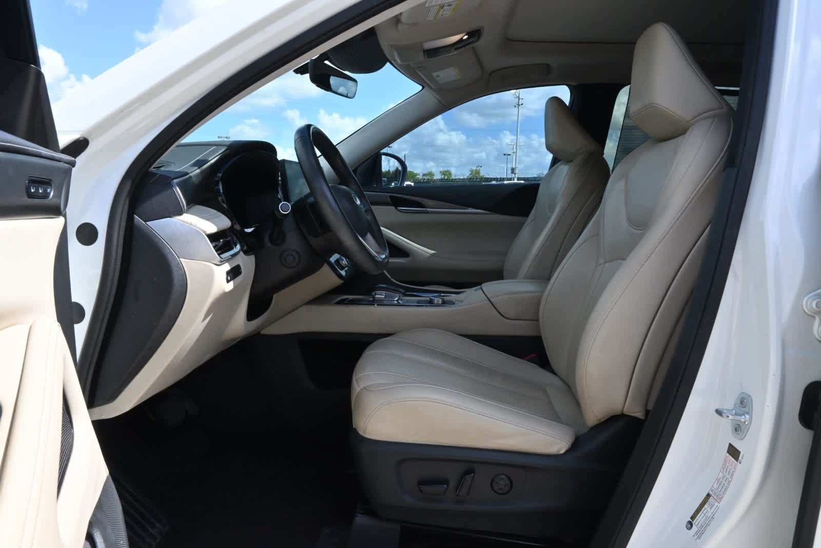Certified 2024 INFINITI QX60 Luxe FWD image 17