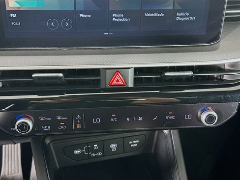 Used 2025 Kia K5 LXS image 23