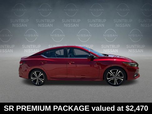 Used 2023 Nissan Sentra SR w/ SR Premium Package FWD image 2