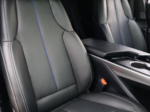 Certified 2024 Cadillac Lyriq Luxury RWD image 22