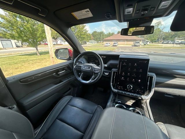 Used 2025 GMC Yukon Elevation AWD/4WD image 43