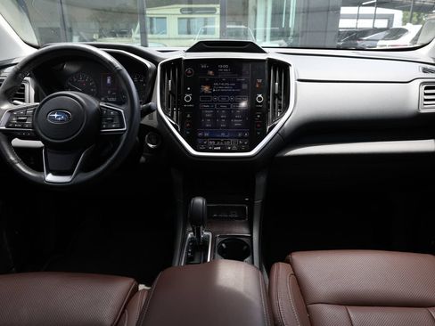 Used 2023 Subaru Ascent Touring AWD/4WD image 27