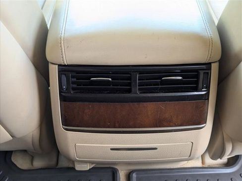Used 2016 Lexus LX 570 4WD w/ Luxury Package image 16