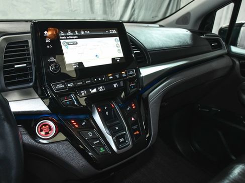 Used 2023 Honda Odyssey Touring image 35