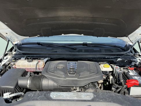 Used 2024 Jeep Wagoneer Series II w/ Flexible Seating Group image 14