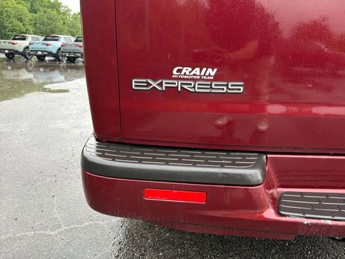Used 2001 Chevrolet Express 1500 LT RWD image 7
