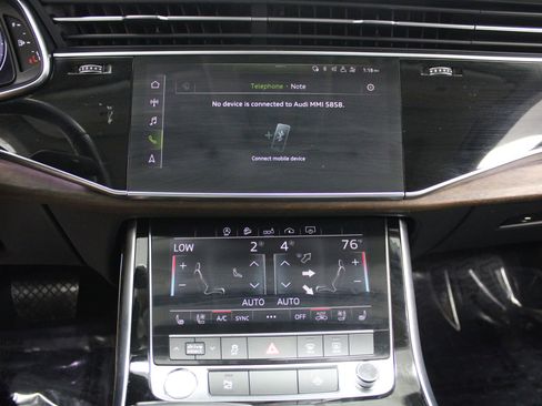 Used 2020 Audi Q8 Premium Plus AWD/4WD image 45