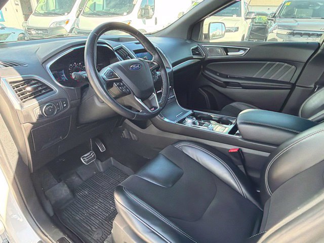Used 2020 Ford Edge ST w/ Equipment Group 401A AWD/4WD image 19