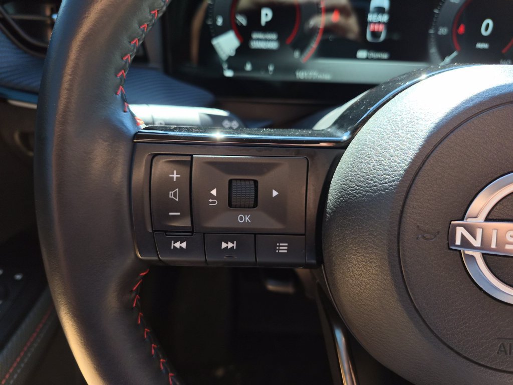 Certified 2025 Nissan Kicks SR w/ SR Premium Package FWD image 29