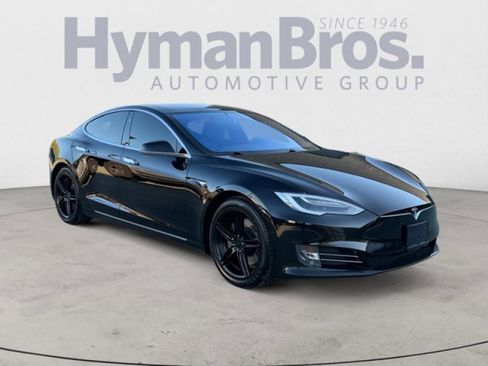 Used 2019 Tesla Model S 100D image 1