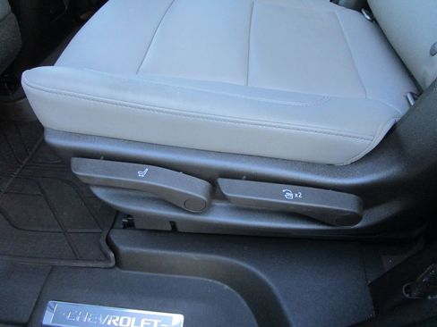 Used 2021 Chevrolet Tahoe LT image 18