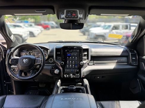 Used 2021 RAM 1500 Limited AWD/4WD image 17