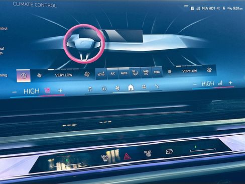 Certified 2024 BMW 740i image 16