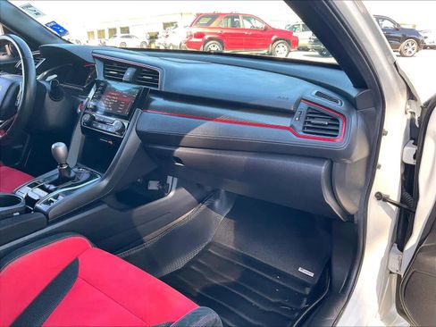 Used 2019 Honda Civic Type R image 17