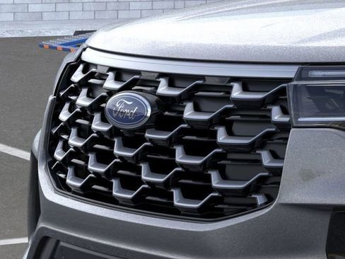 New 2026 Ford Explorer Platinum image 17