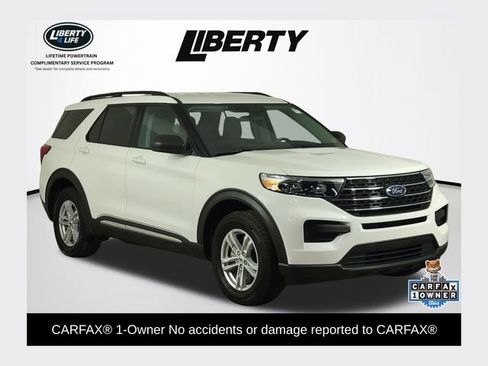 Used 2023 Ford Explorer XLT AWD/4WD image 1