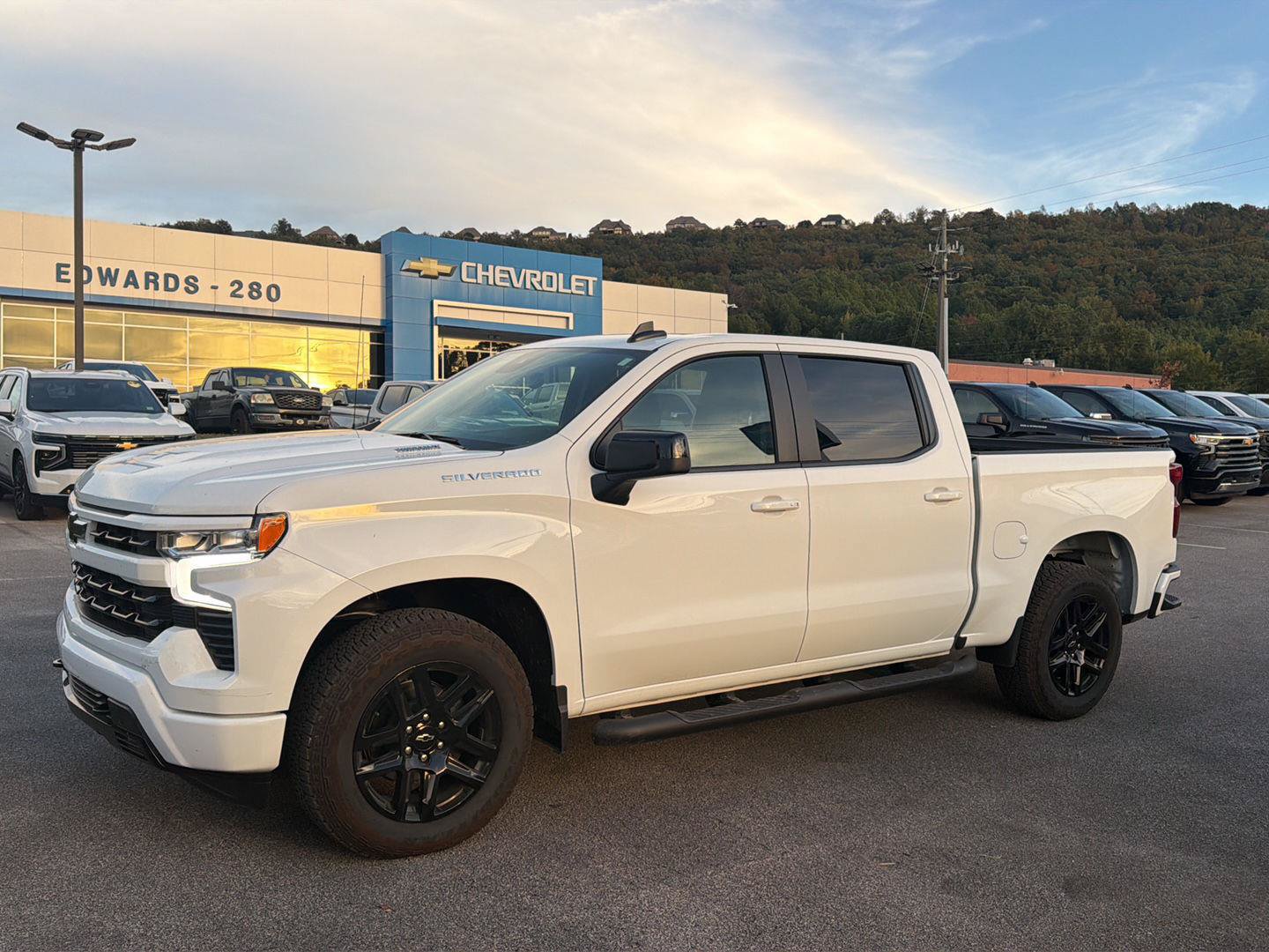 Used 2026 Chevrolet Silverado 1500 RST w/ RST Select Package RWD image 1