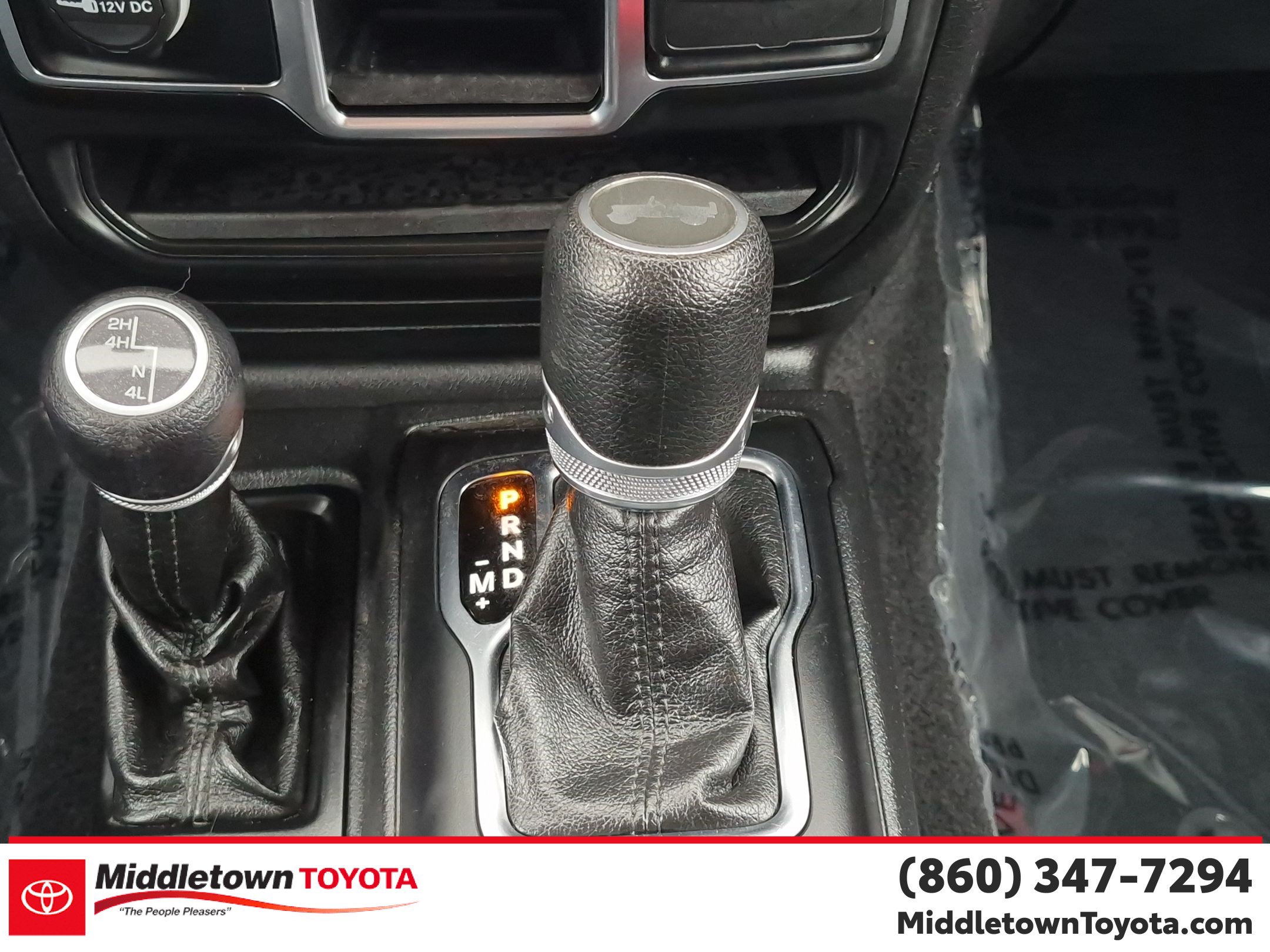Used 2021 Jeep Wrangler Sport AWD/4WD image 27