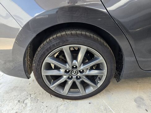 Used 2017 MAZDA MAZDA3 Grand Touring w/ Premium Equipment Package FWD image 7