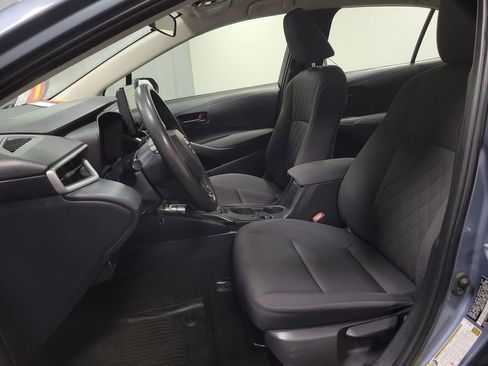 Used 2023 Toyota Corolla LE FWD image 13