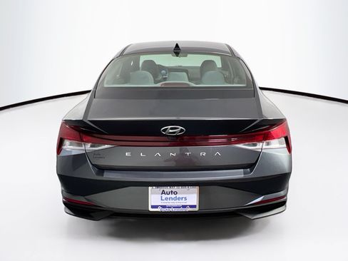 Used 2023 Hyundai Elantra SEL w/ Convenience Package FWD image 6