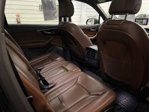 Used 2017 Audi Q7 3.0T Premium Plus AWD/4WD image 33