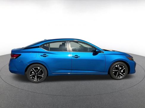 Used 2025 Nissan Sentra SV FWD image 13