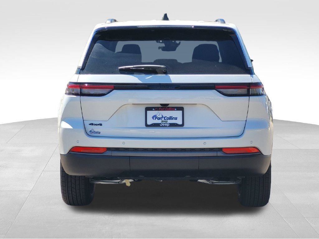 New 2026 Jeep Grand Cherokee Altitude AWD/4WD image 6