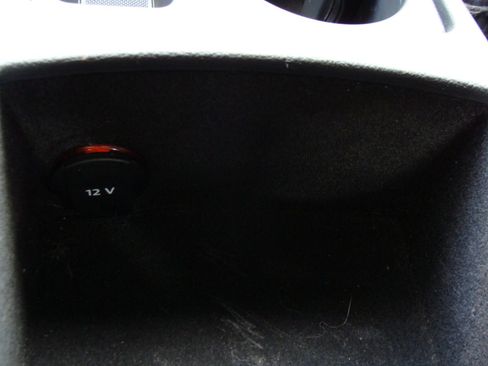 Used 2015 Audi A4 2.0T Premium Plus w/ Technology Package image 27