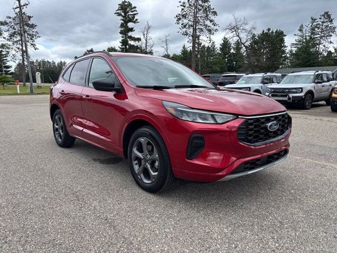 Used 2024 Ford Escape ST-Line w/ Tech Pack #1 AWD/4WD image 1