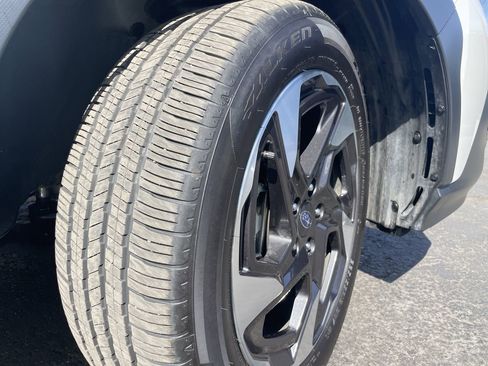 Certified 2025 Subaru Crosstrek 2.5i Limited w/ Popular Package #3A image 9