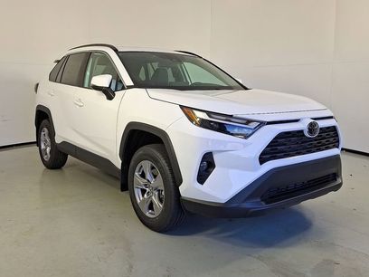 New 2025 Toyota RAV4 XLE w/ Convenience Package