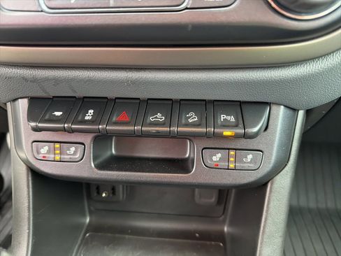 Used 2019 Chevrolet Colorado Z71 image 16