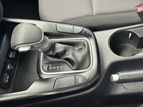 Used 2024 Kia Soul LX w/ Option Group 015 image 26