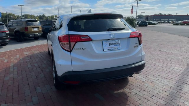 Used 2018 Honda HR-V LX image 9
