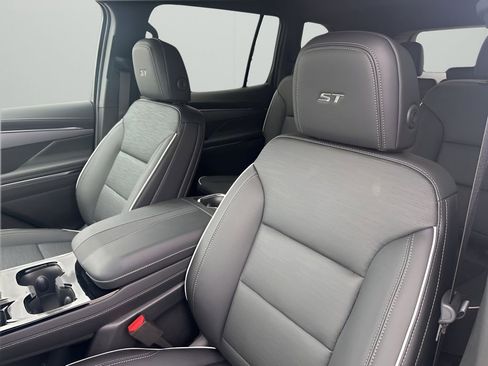 New 2025 Buick Enclave Sport Touring w/ Super Cruise Package image 27