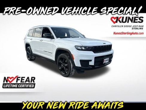 Used 2024 Jeep Grand Cherokee L Laredo image 1