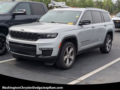 Used 2021 Jeep Grand Cherokee L Limited image 1