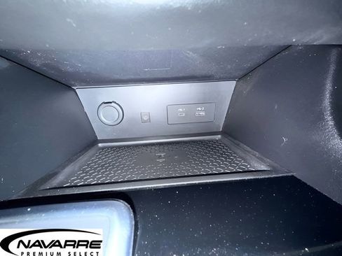 Used 2022 Nissan Pathfinder SL w/ SL Premium Package FWD image 30