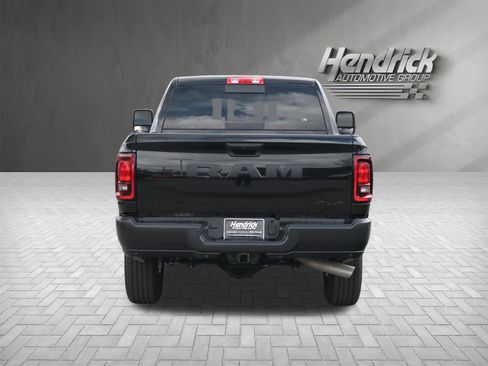 Used 2026 RAM 2500 Tradesman AWD/4WD image 9