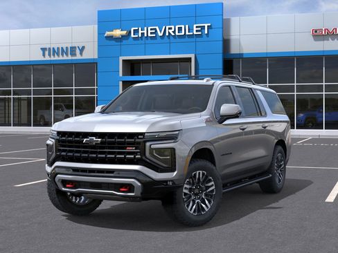 New 2026 Chevrolet Suburban Z71 image 30