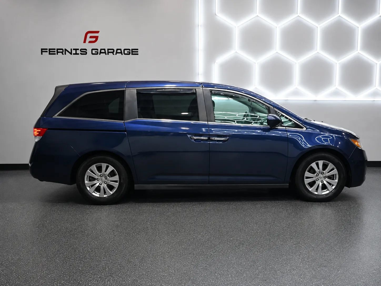 Used 2016 Honda Odyssey EX image 8