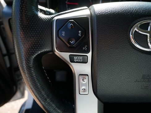 Certified 2024 Toyota 4Runner SR5 Premium image 28