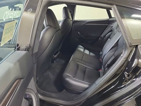Used 2021 Tesla Model S Plaid image 12
