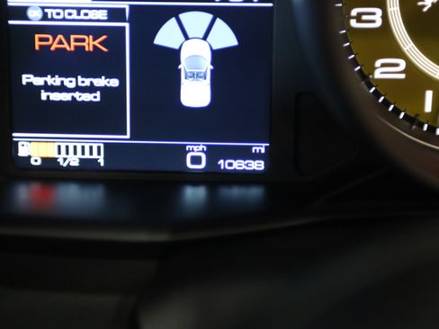 Used 2019 Ferrari 488 Spider RWD image 21
