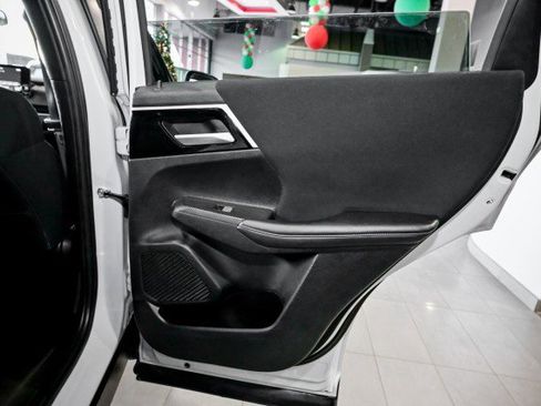 Used 2024 Mitsubishi Outlander ES image 21