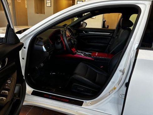 Used 2022 Honda Accord Sport image 17