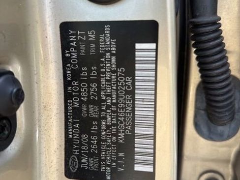 Used 2009 Hyundai Genesis 3.8 RWD image 9